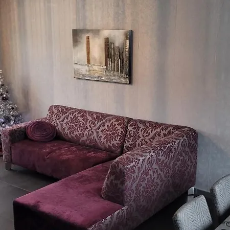 Luxe Era Studio's *
