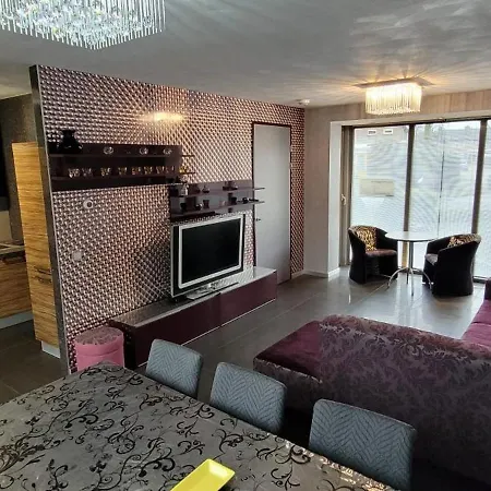 Luxe Era Studio's Appartement