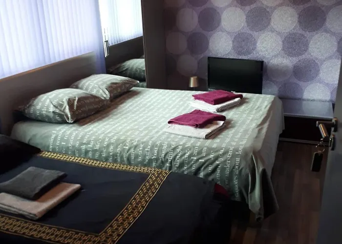 Apartment Luxe Gastenverblijf Era Studio'S