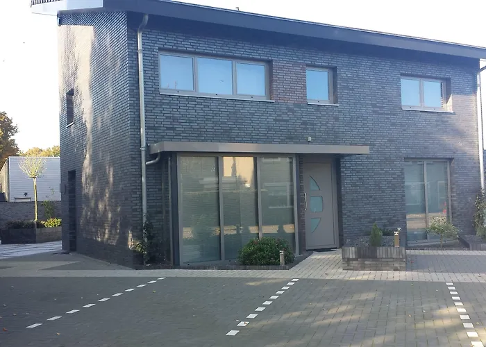 Luxe Gastenverblijf Era Studio'S